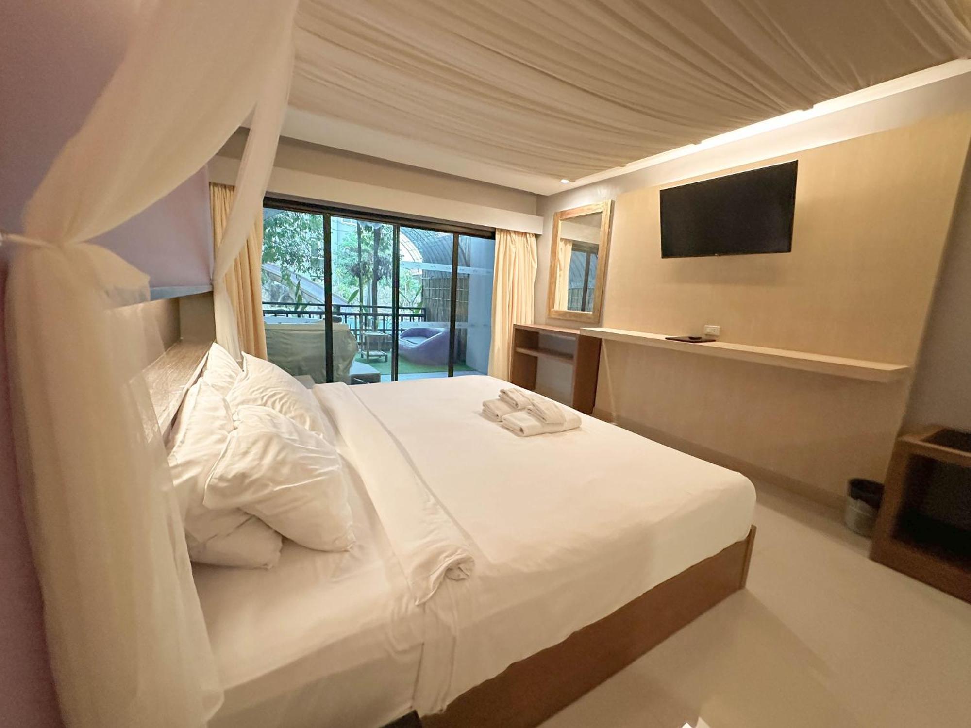 Phuvaree Resort Patong Dış mekan fotoğraf